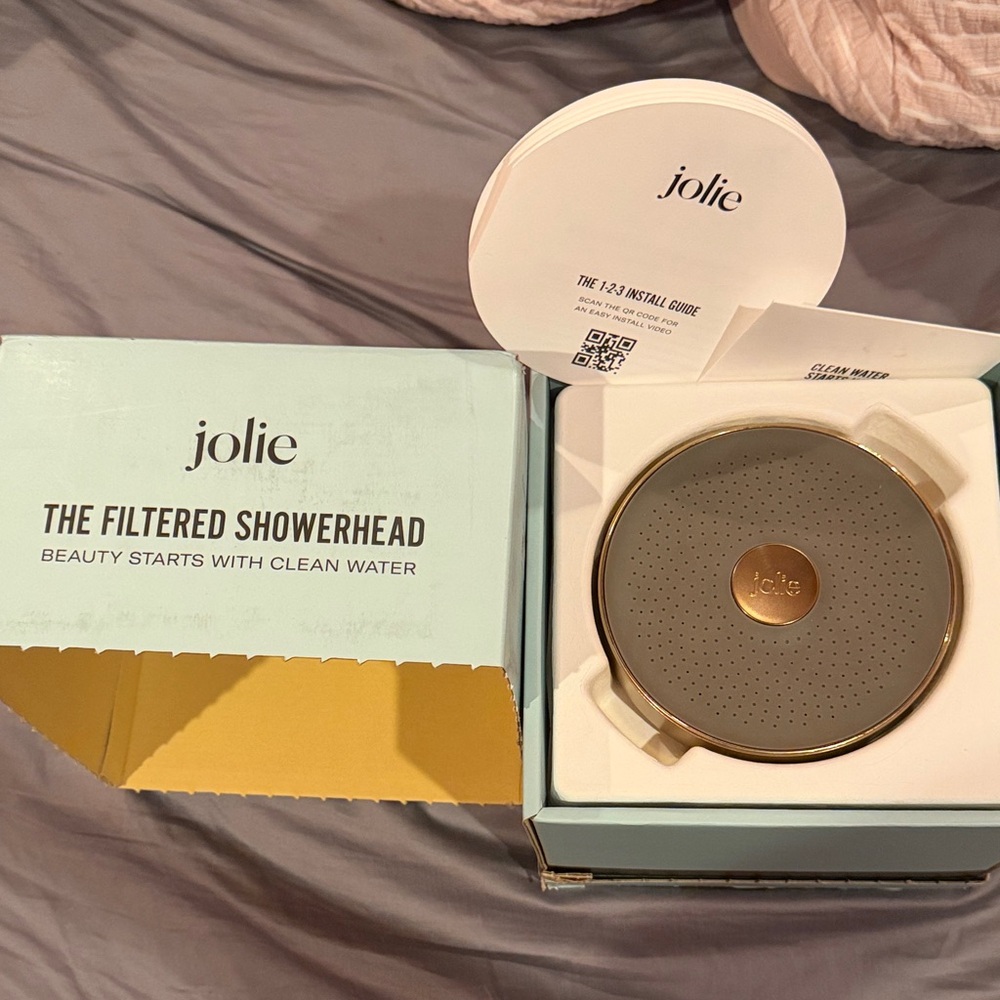 Jolie Gold and Gray Filtered Showerhead